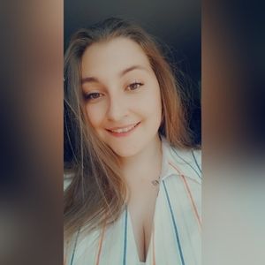 Meet your Posher, Noémy